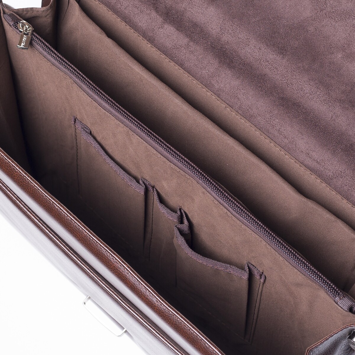 Портфель, 3 отдела на клапане, 2 наружных кармана, длинный ремень, цвет коричневый No brand 02155741 - фото 4
