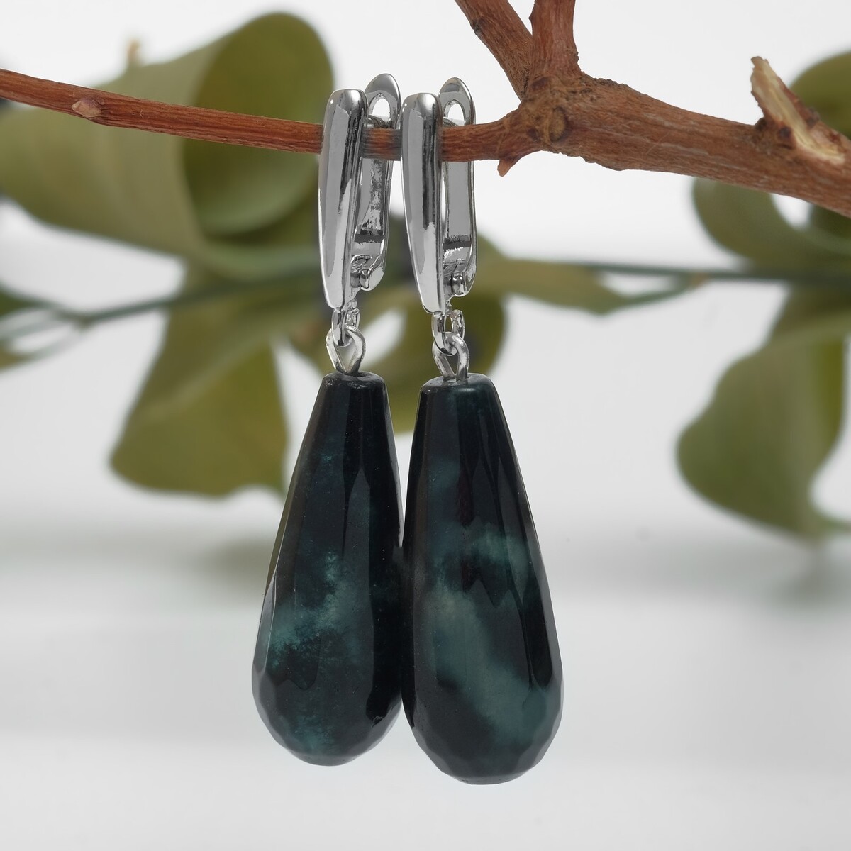 

Серьги капля гранёная, Серый;черный