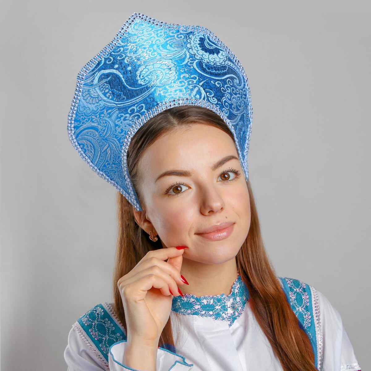

Кокошник, Голубой