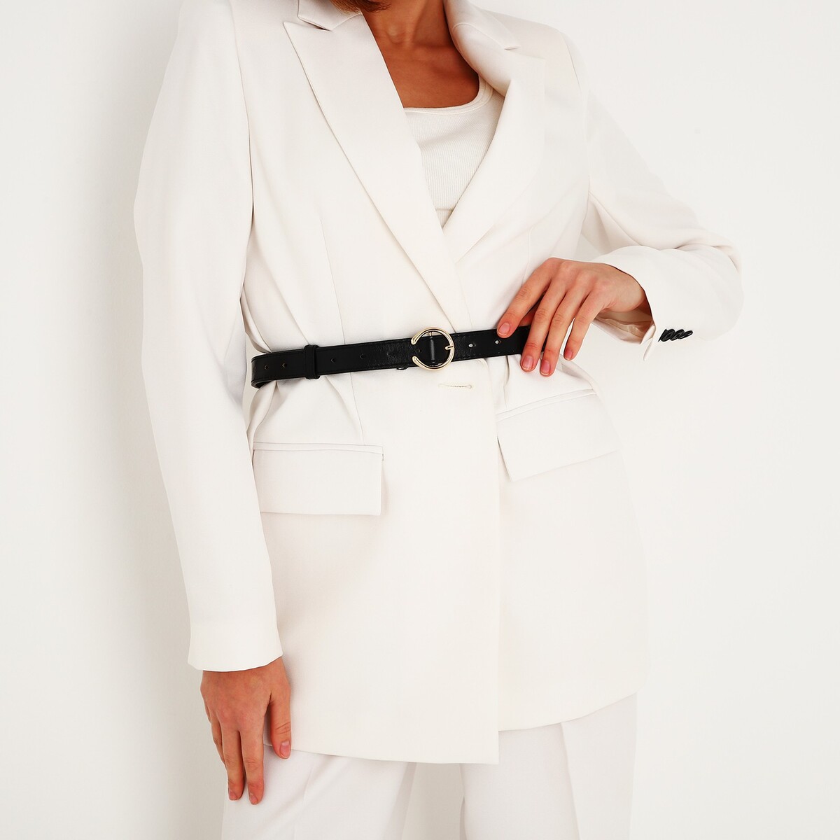 фото Ремень женский, на затяжке, ширина 3,2 см, цвет черный no brand