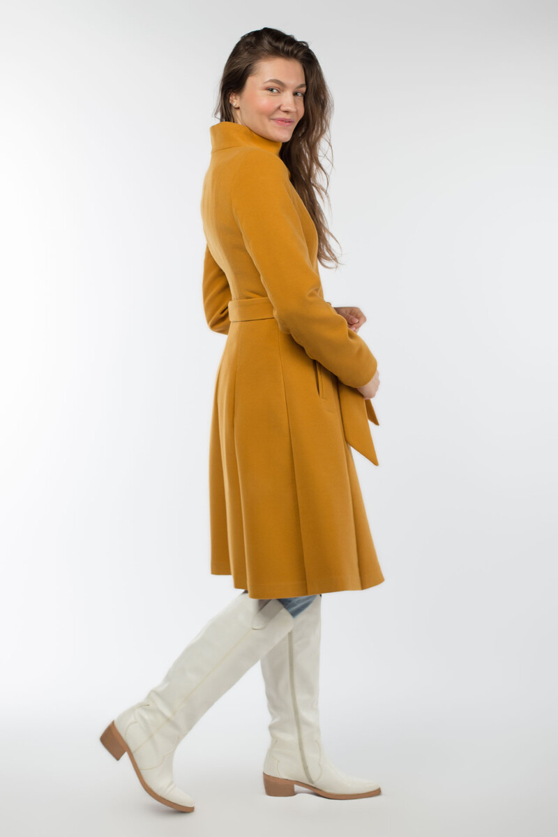 Пальто женское демисезонное (пояс) EL PODIO, размер 44, цвет горчичный 02456277 однобортное - фото 3
