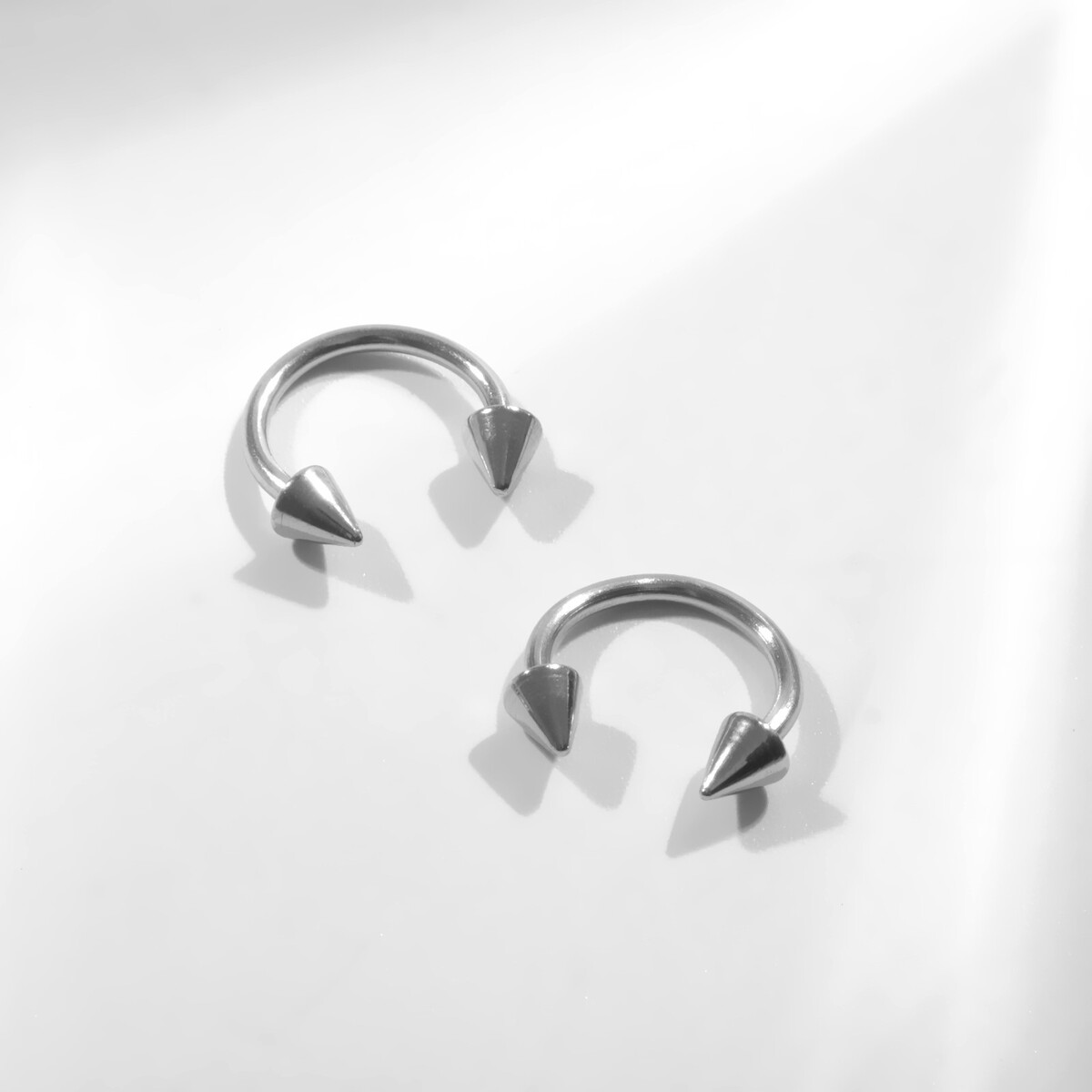 Циркуляр в бровь (пирсинг), шип, d=8 мм, пара, цвет серебро пирсинг в ухо кольцо космонавт d 13мм серебро