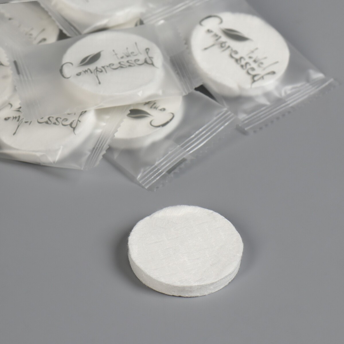 Прессованные салфетки в таблетках, универсальные, 20 шт, 21 × 15 см, цвет белый поплавок дозатор акула для химии в таблетках kokido aq12217