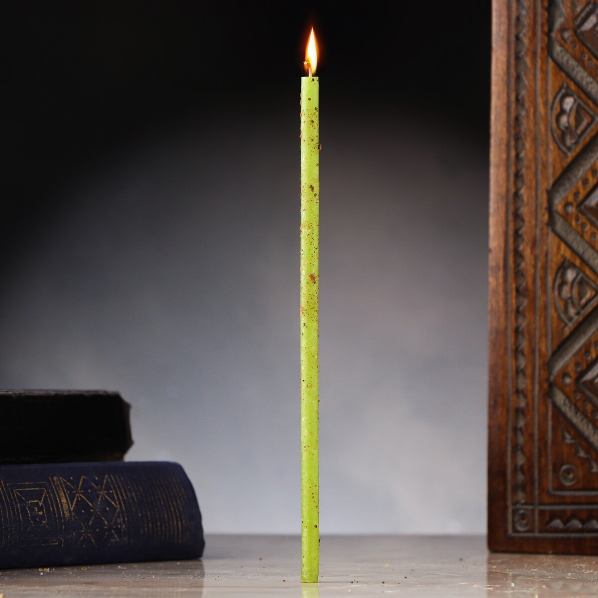 Свеча магическая восковая свеча магическая медовая с можжевельником для защиты дома