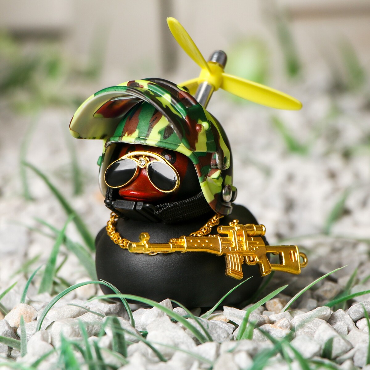 Утка с пропеллером черная, шлем хакки утка с пропеллером черная шлем золотистый