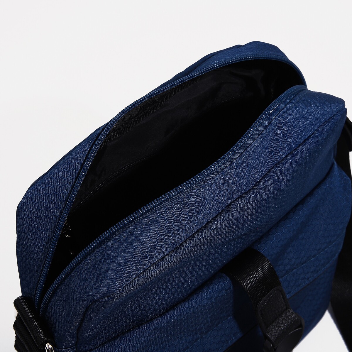 фото Сумка мужская textura через плечо, текстиль, цвет синий