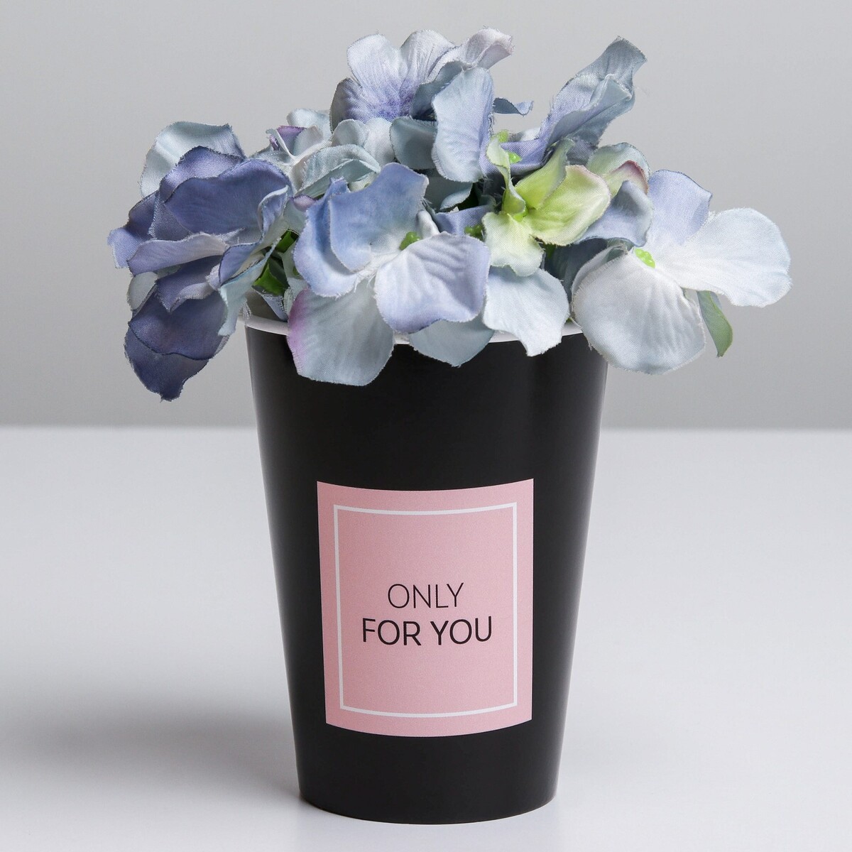 

Стаканчик, Черный