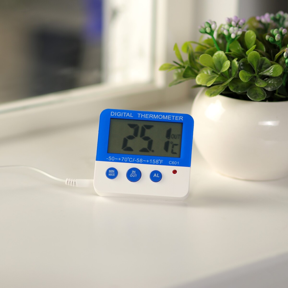 Термометр ltr-13, электронный, выносной датчик 90 см, белый термометр электронный and dt 623 белый синий