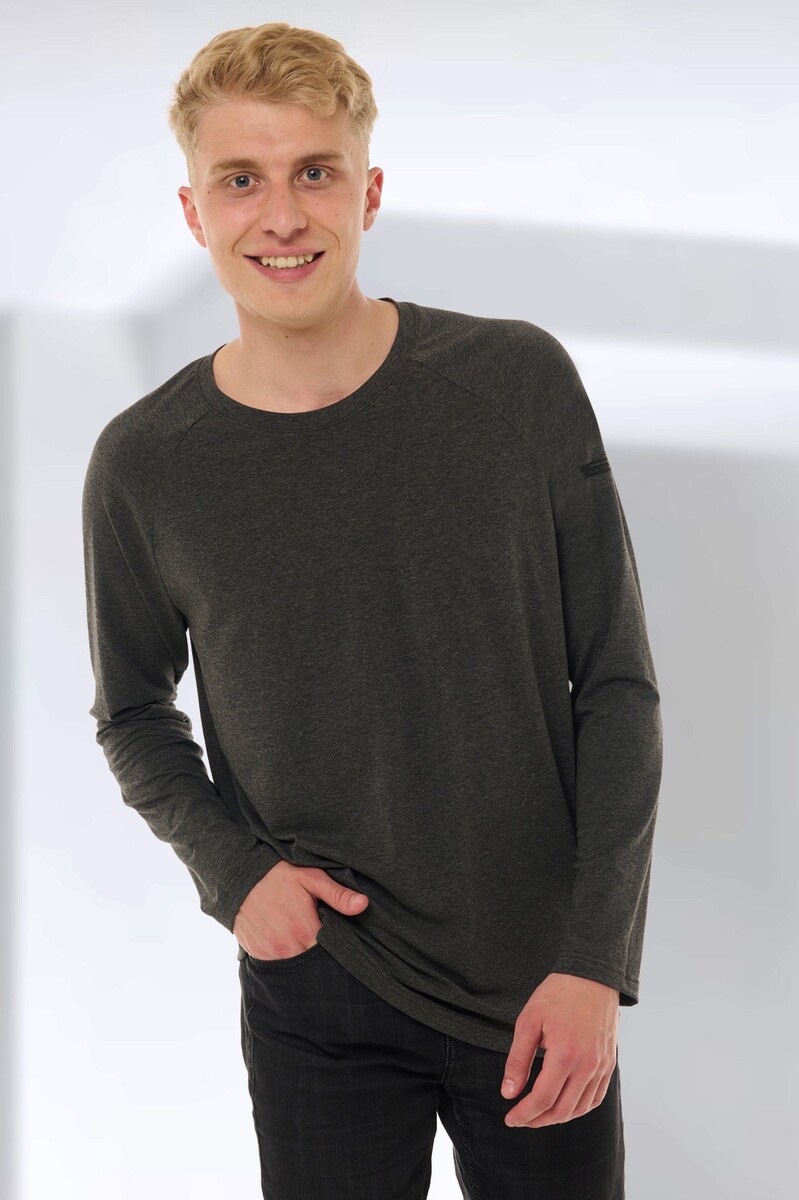 

Лонгслив, Серый