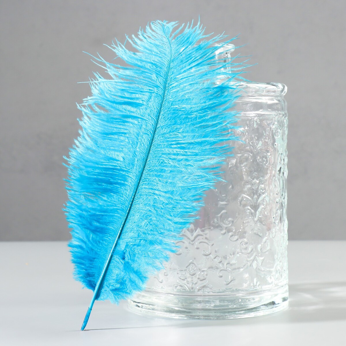 

Перо страуса 25-30 см, голубой