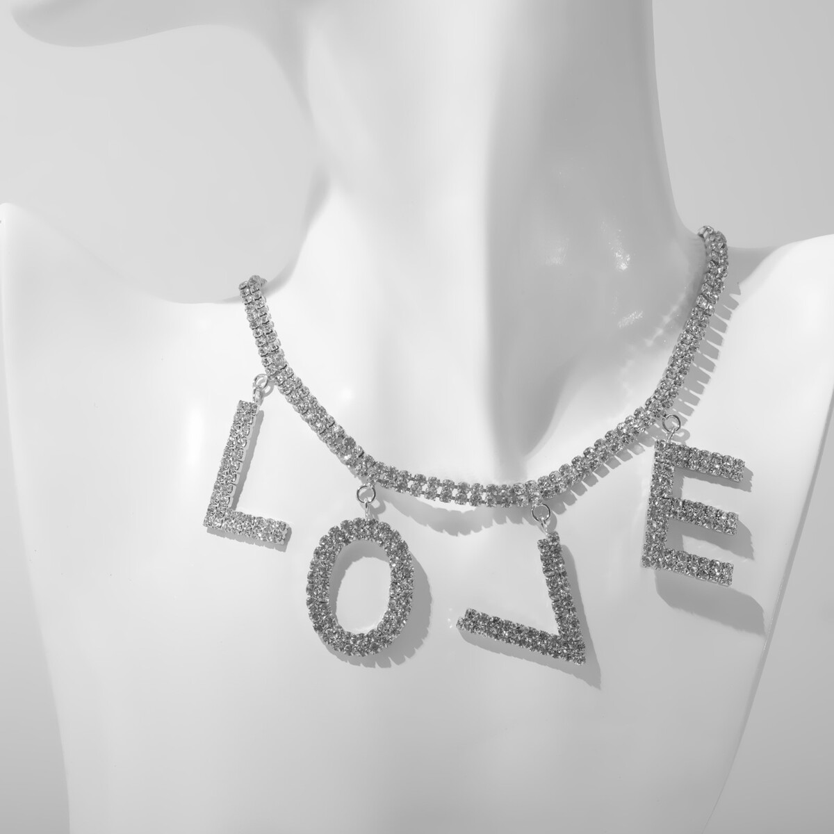 

Колье love, цвет белый в серебре, 30см