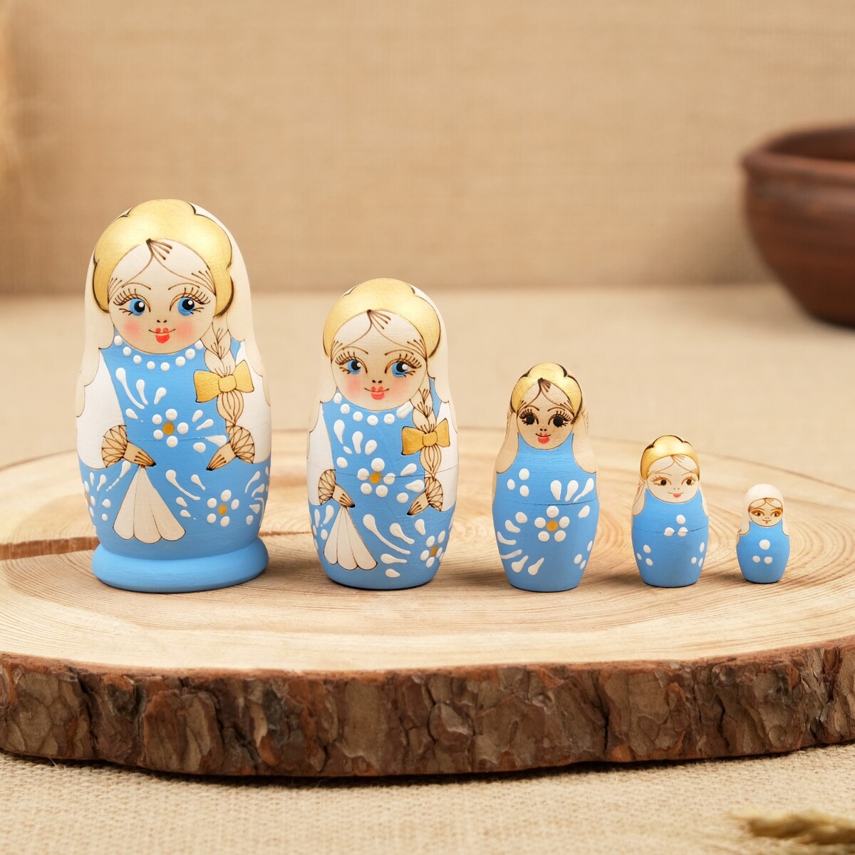 

Матрешка, Бежевый;голубой