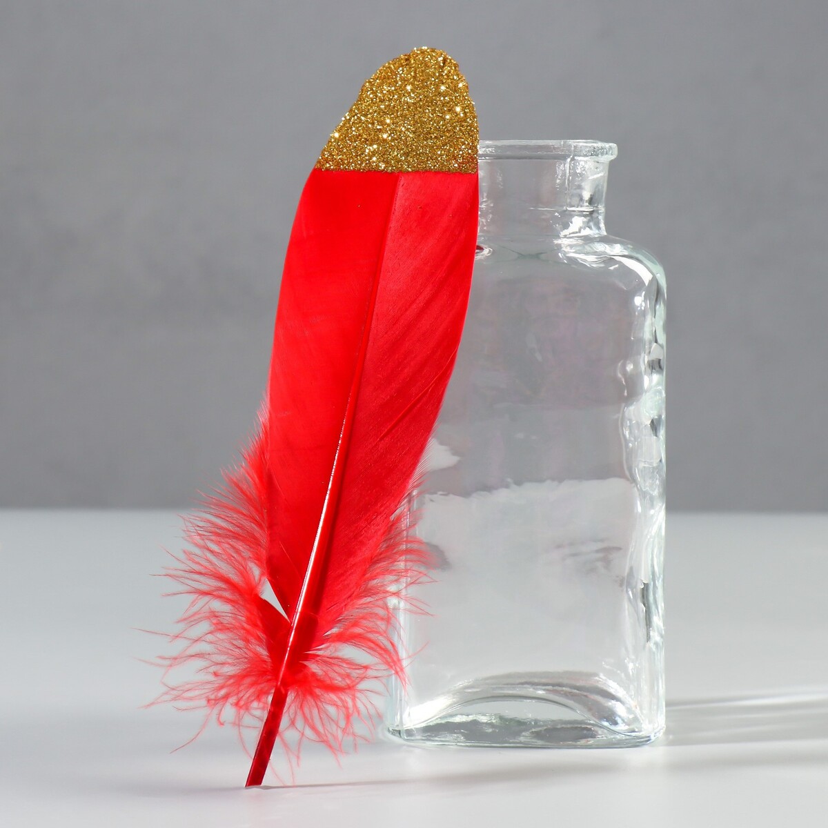 Набор перьев гуся 15-20 см, 10 шт, красный с золотой крошкой набор для творчества аппликация eva крошкой и раскраска маска на резинке
