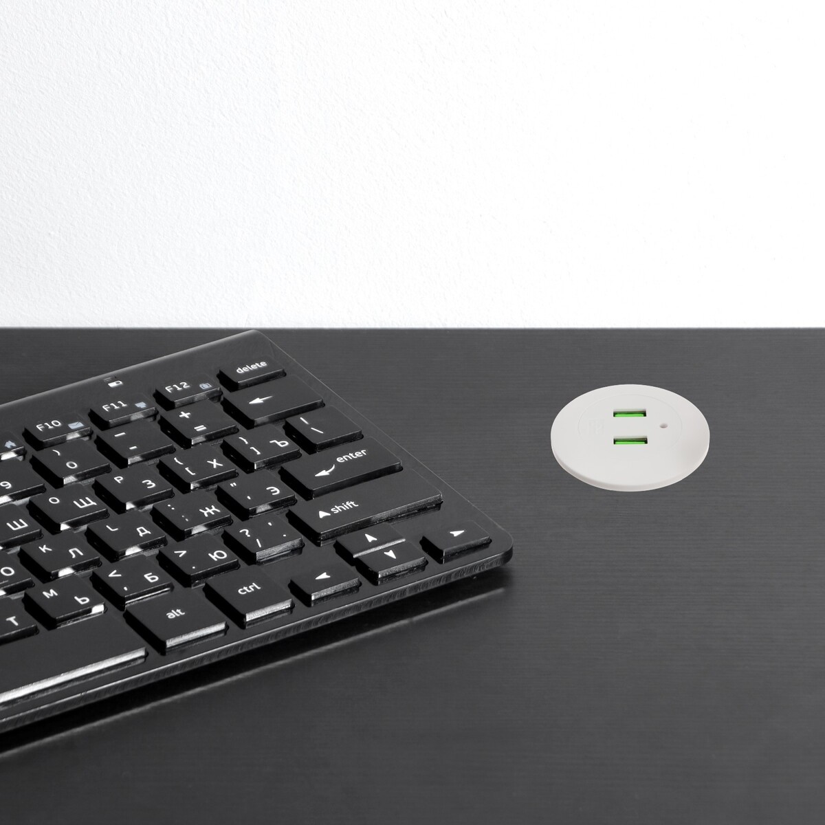 

Usb розетка в стол lpa-90, 2 usb, 3 а, кабель 1.8 м, со съемной вилкой 5в/2а, белая, Белый