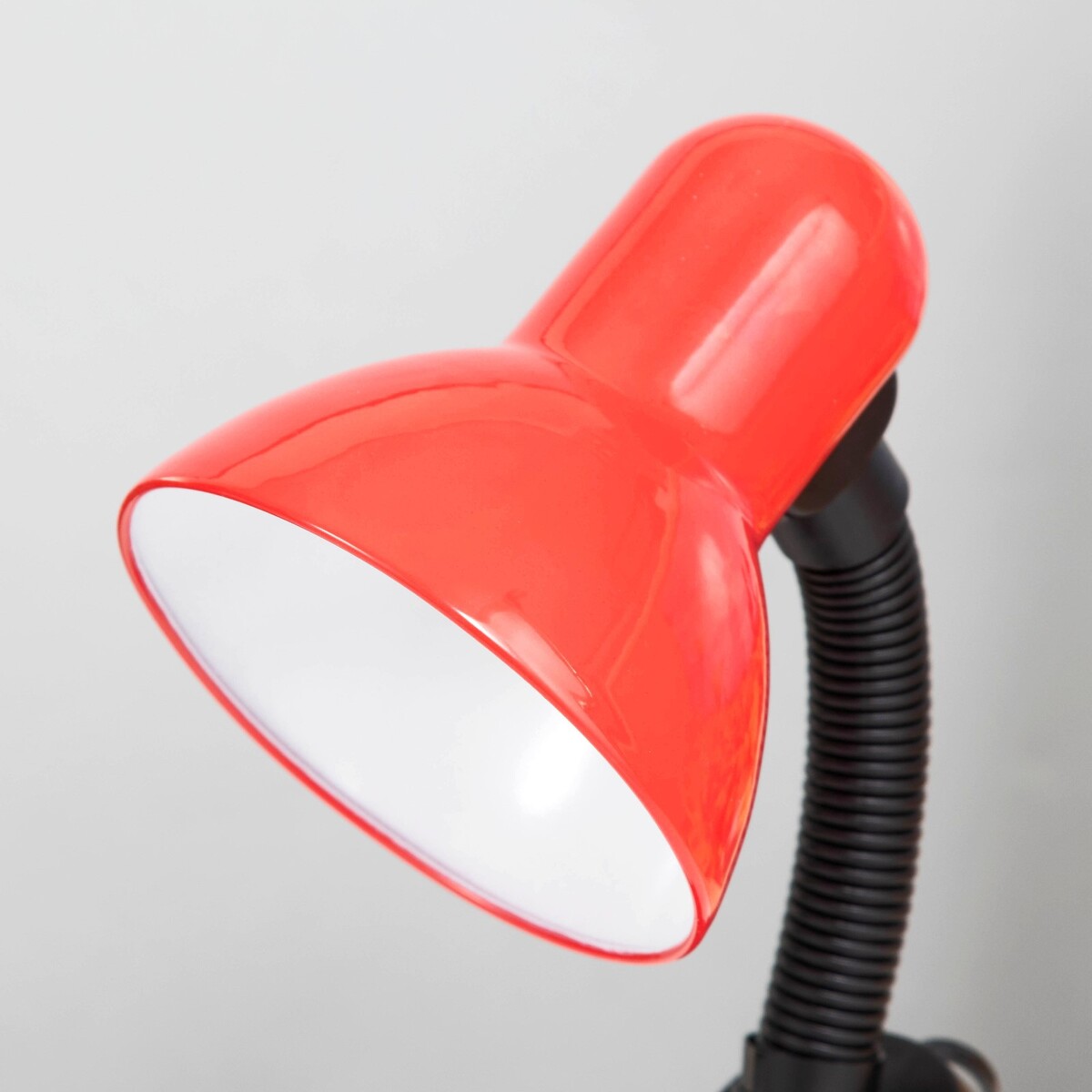 Лампа настольная е27, с выкл. на зажиме (220в) красная (108в) RISALUX, цвет красный 04909846 - фото 2
