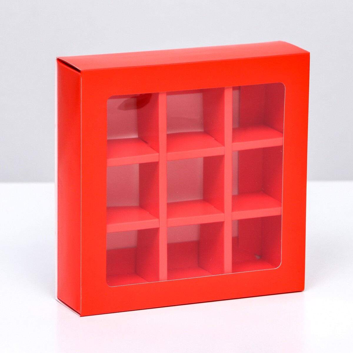 Коробка картонная с обечайкой под 9 конфет, 13,8 х 13,8 х 3,8 см, целлюлоза, алый коробка с обечайкой с окном
