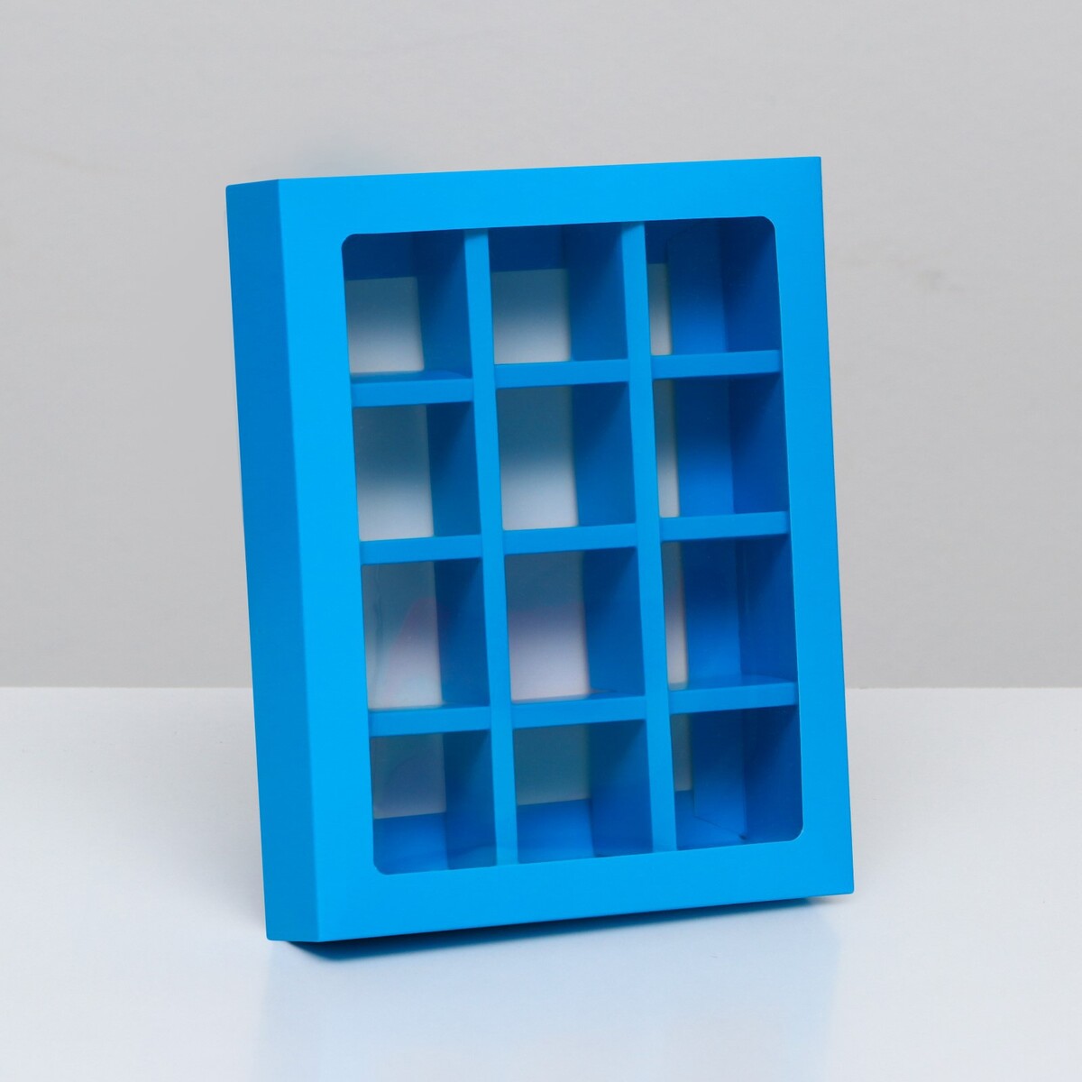 Коробка для конфет, 12 шт, голубой, 19 х 15 х 3,5 см коробка на 4 капкейка голубой 18 5 × 18 × 10 см