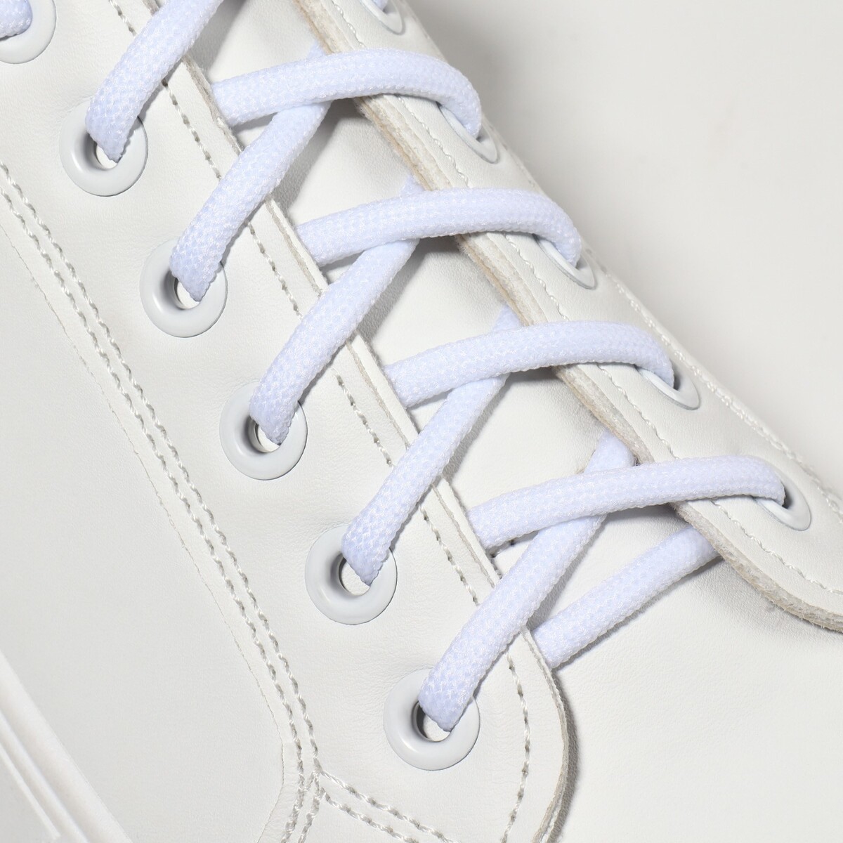 Шнурки для обуви, пара, круглые, d = 3 мм, 120 см, цвет белый шнурки с металлическими эглетами белый пара