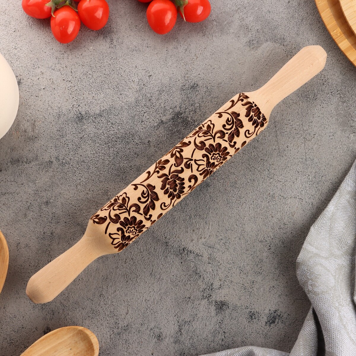 

Резная скалка с узорами, Коричневый