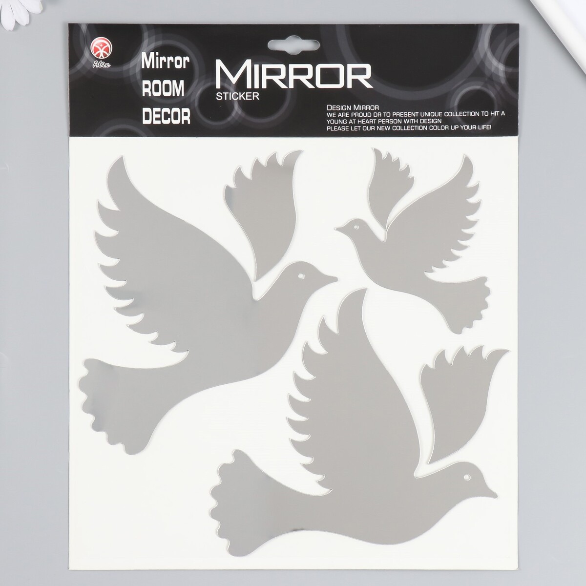 Наклейка интерьерная зеркальная голуби