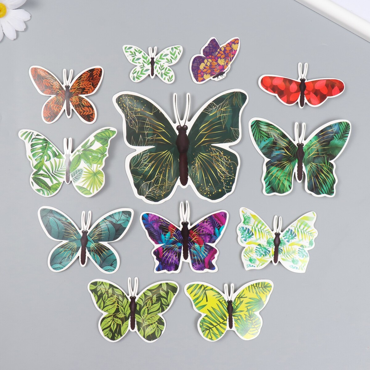 Бабочки картон слайдеры для ногтей листья и бабочки