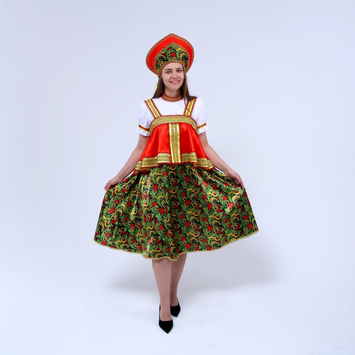 

Русский костюм женский