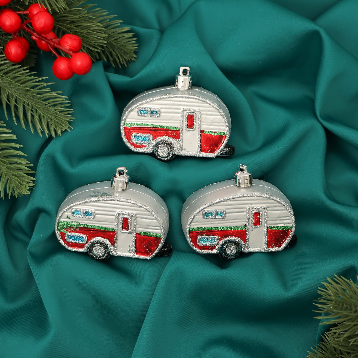 

Ёлочные игрушки 3 шт.,, Красный;серебристый