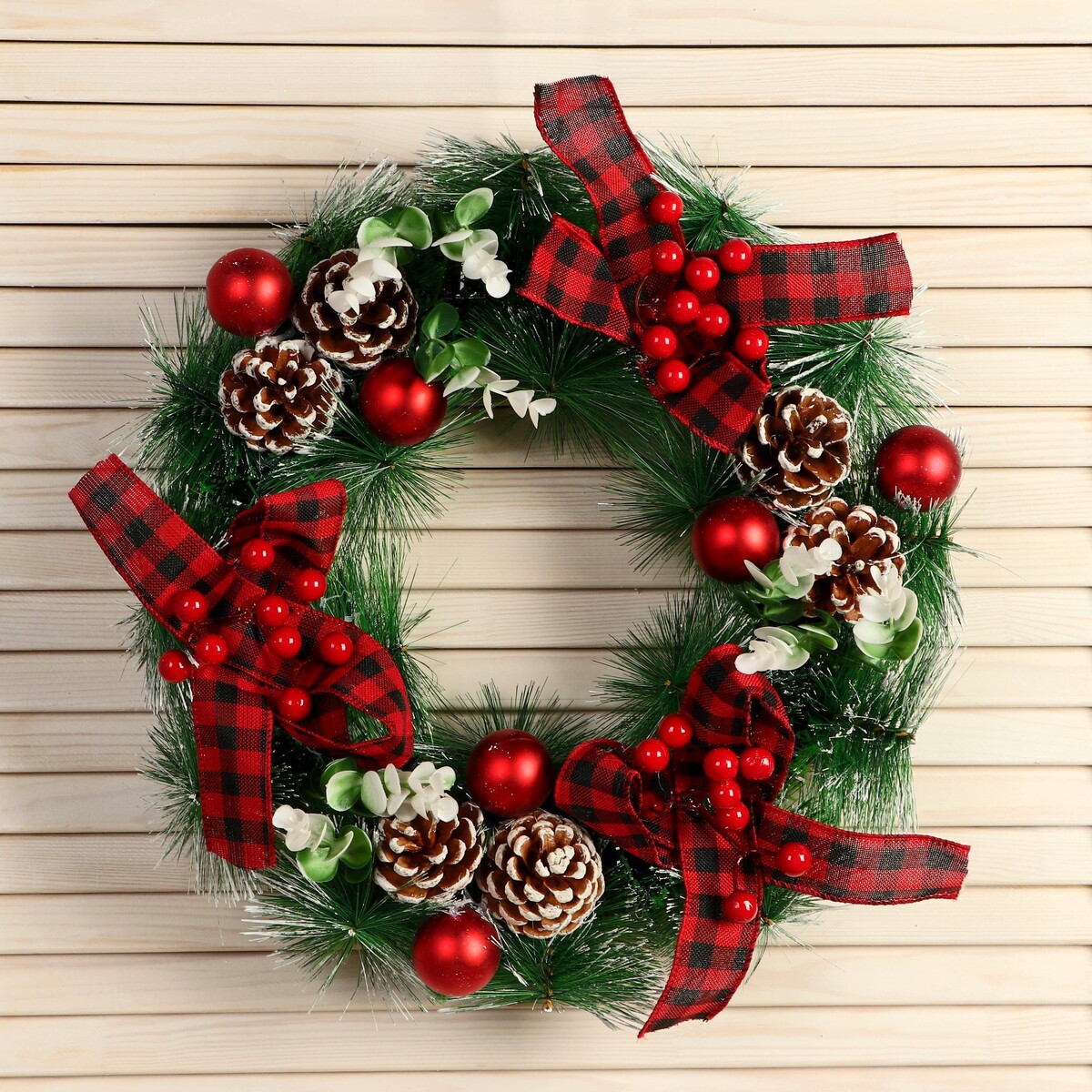 

Венок новогодний d- 34 см, Зеленый;красный