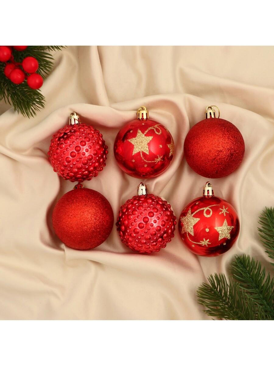 

Ёлочные игрушки, Красный
