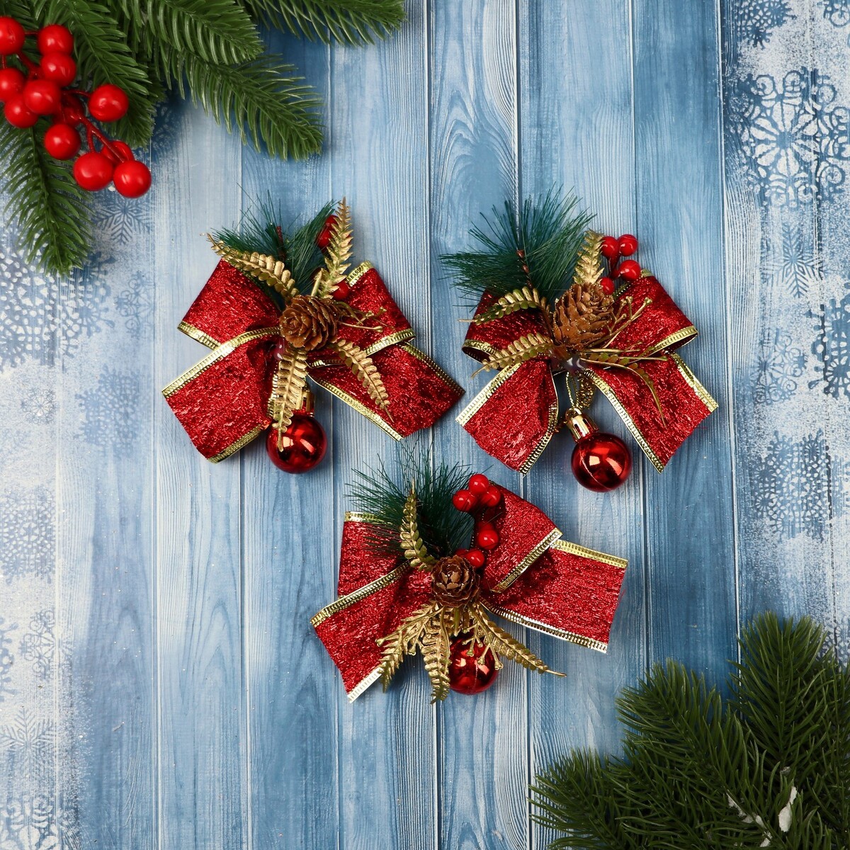 

Ёлочные игрушки 3 шт., Красный