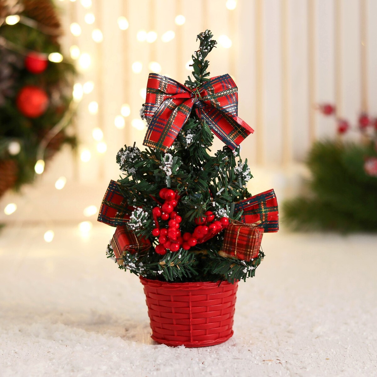 

Искусственная елка настольная, Красный