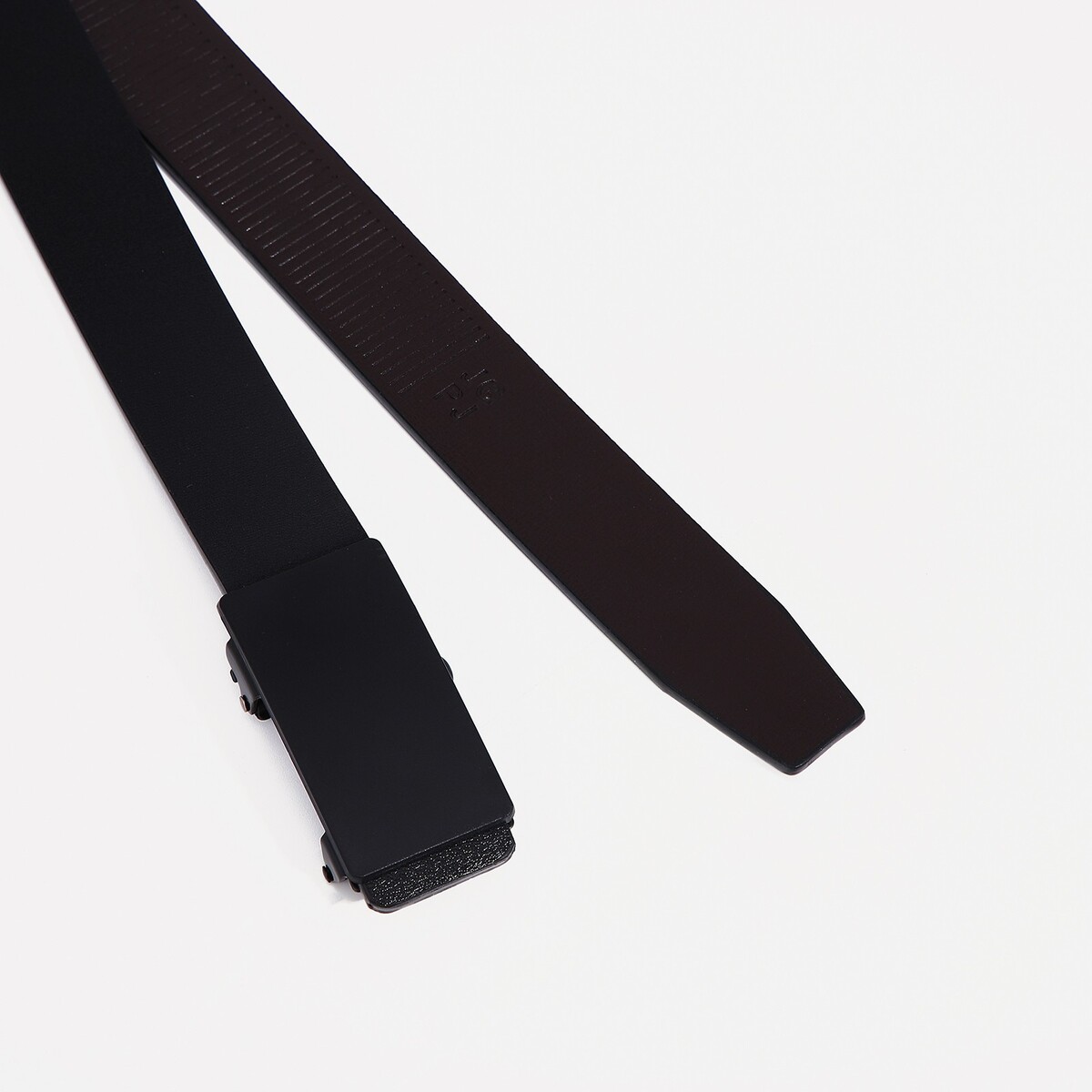 фото Ремень мужской, ширина 3,5 см, автомат, пряжка темный металл, цвет черный no brand