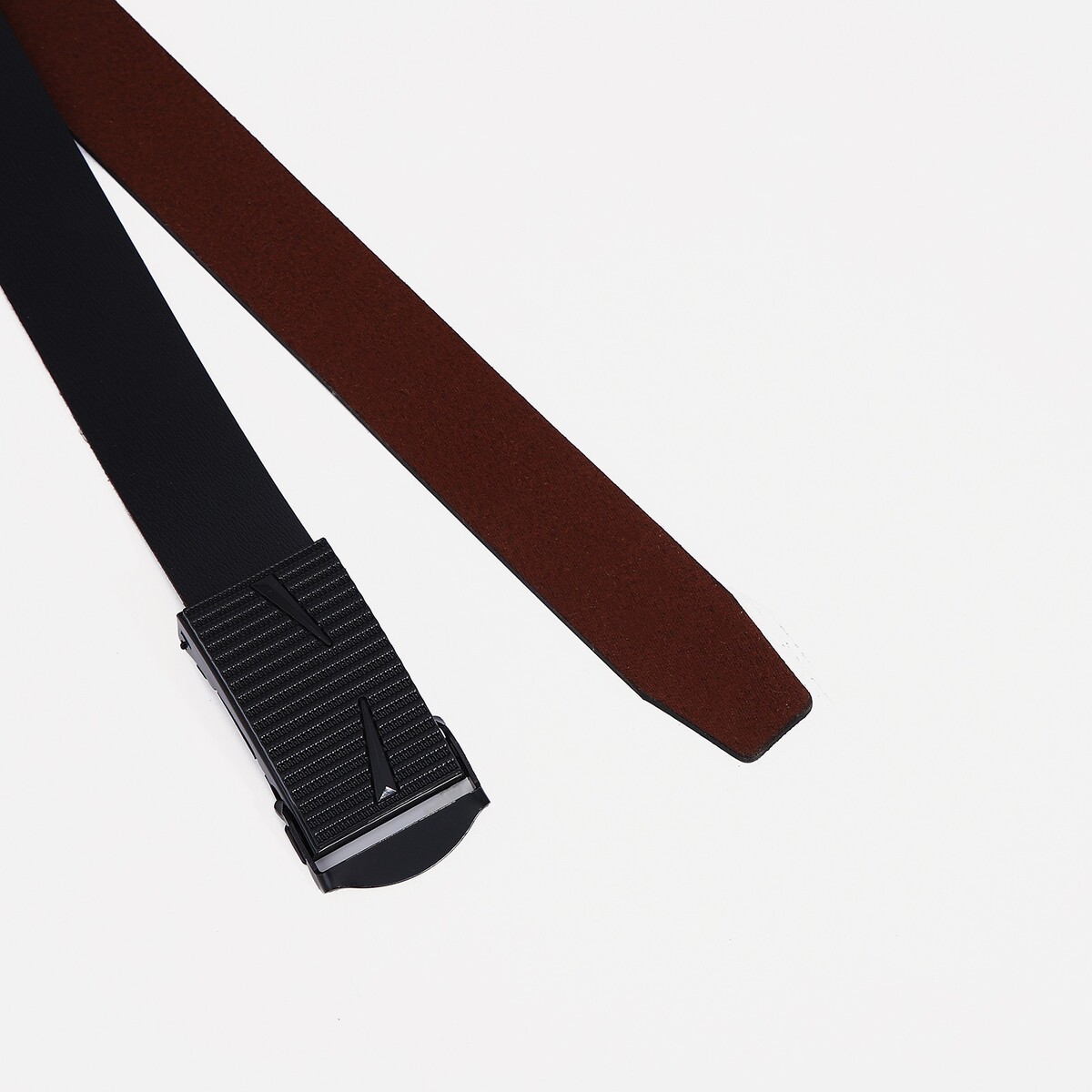 фото Ремень мужской, ширина 3,5 см, затяжка, пряжка темный металл, цвет черный no brand