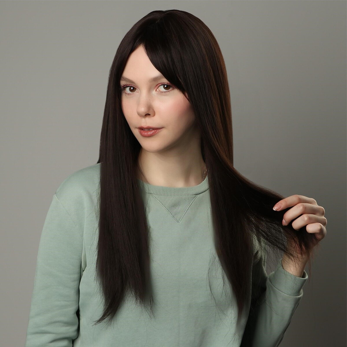 Парик искусственный, с челкой, имитация кожи, 60 см, цвет каштановый парик искусственный с челкой имитация кожи 30 см молочный