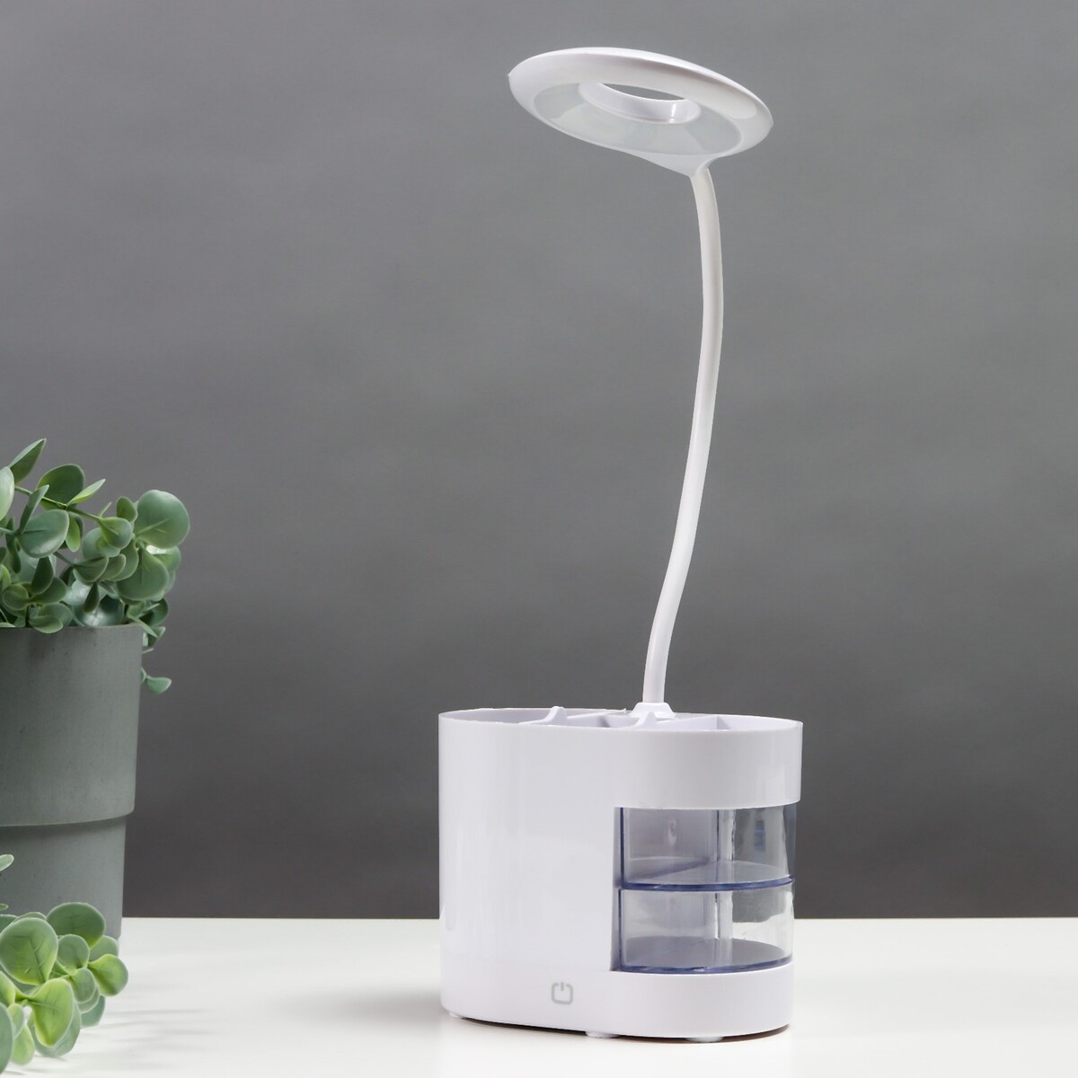 

Настольная лампа 16813/1 led 5вт usb белый 8х12х43 см