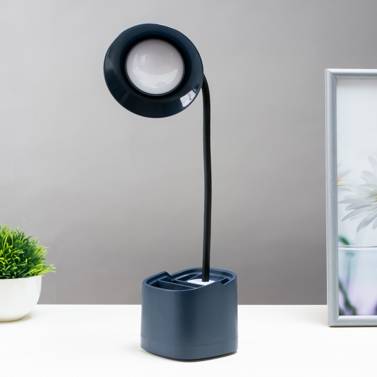 

Настольная лампа сенсорная 16848/1gn led 2вт usb акб синий 9,5х9,5х38 см