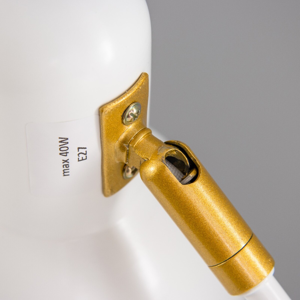 фото Настольная лампа risalux