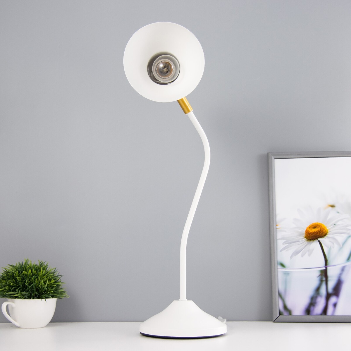 фото Настольная лампа risalux