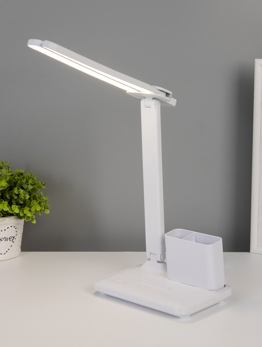 

Настольная лампа сенсорная