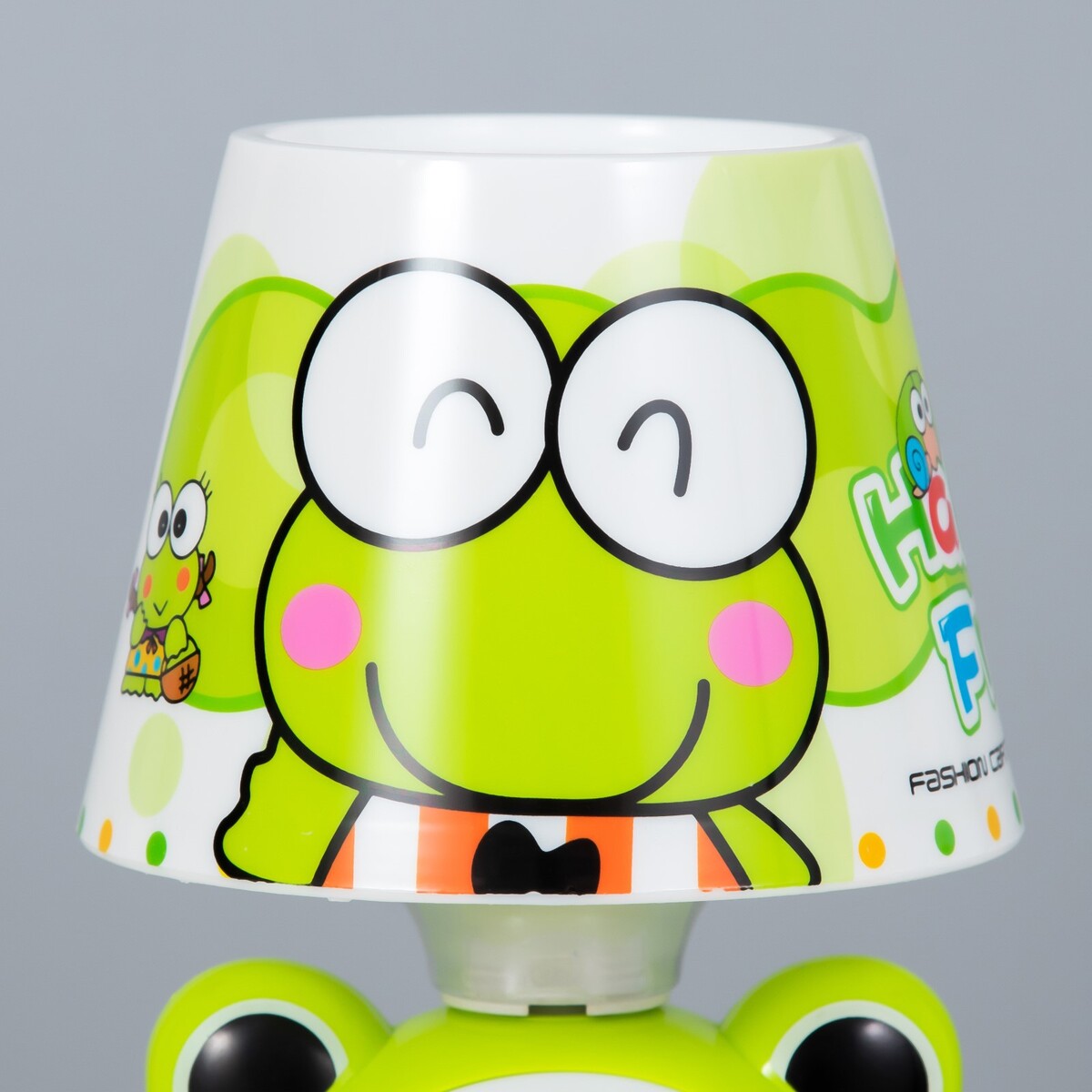 фото Настольная лампа лягуха e14 15вт бело-зеленый 13х13х25 см risalux
