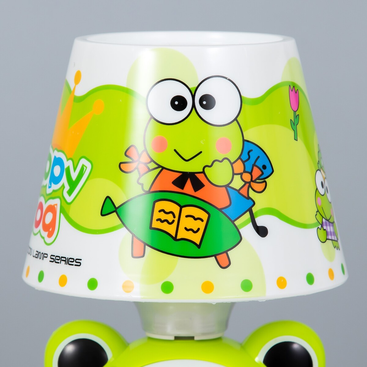 фото Настольная лампа лягуха e14 15вт бело-зеленый 13х13х25 см risalux