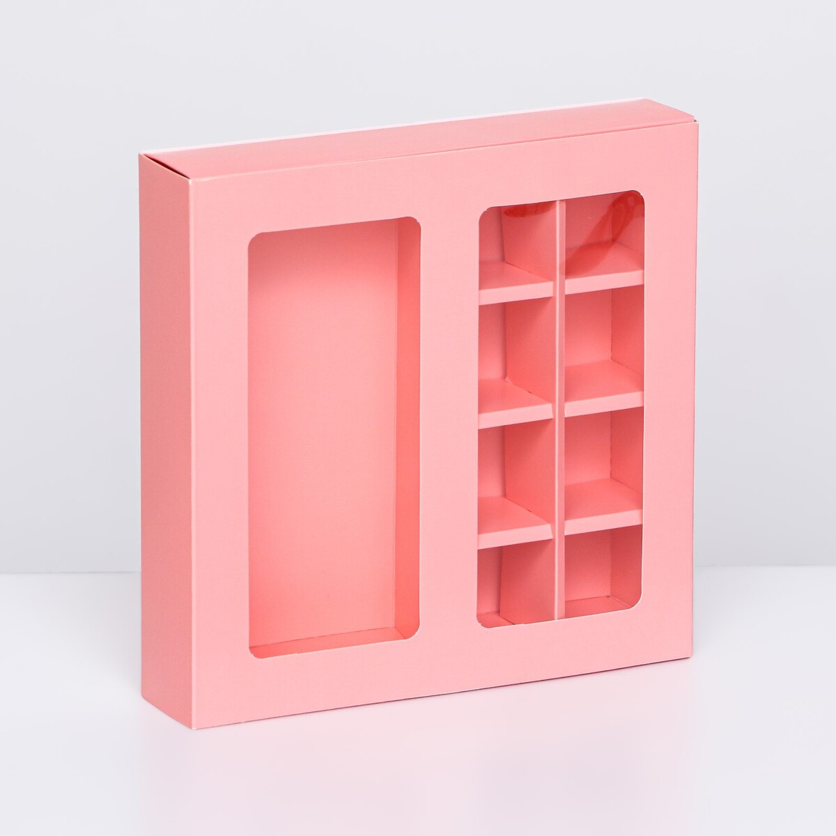 Коробка под 8 конфет + шоколад, с окном, розовая, 17,7 х 17,7 х 3,8 см коробка под 4 конфеты