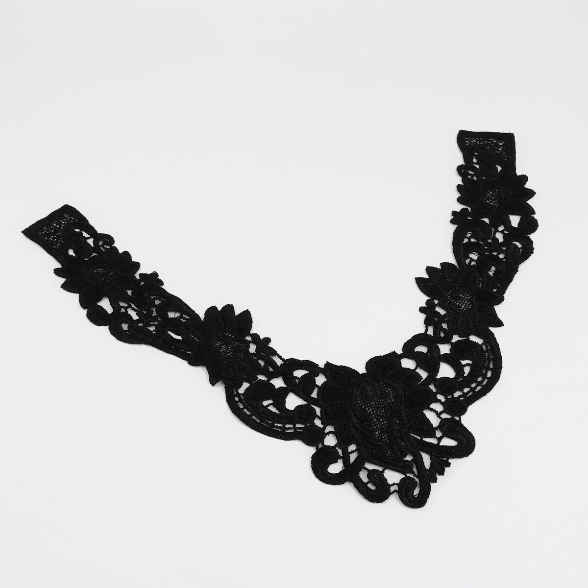 Воротник кружевной, 23 × 28 см, цвет черный No brand