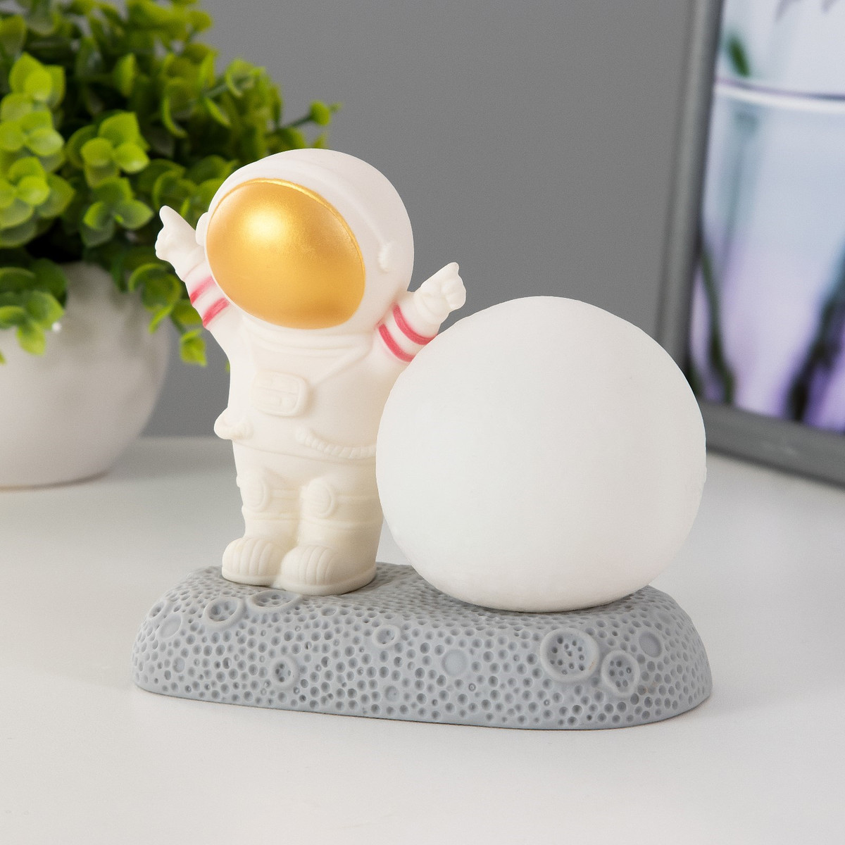 

Фигурка светящаяся risalux, Разноцветный