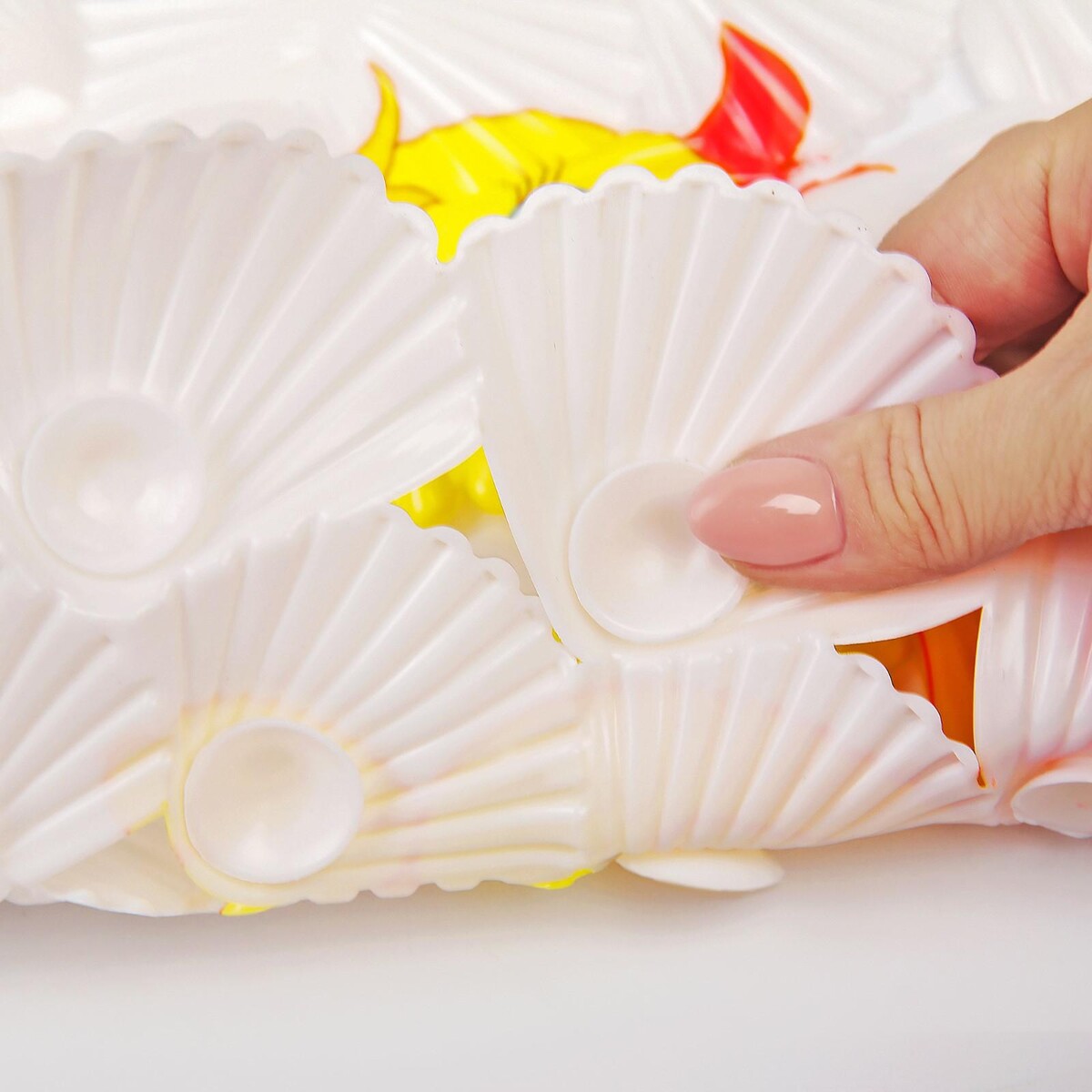 фото Коврик противоскользящий спа в ванну на присосках доляна