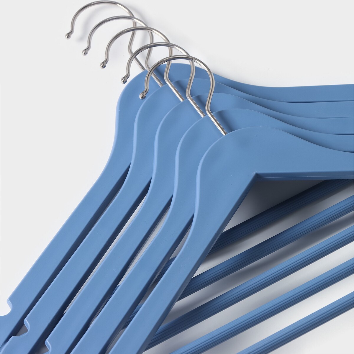 Плечики-вешалки для одежды с перекладиной доляна, 42,5×23 см, 5 шт, пластик, цвет синий Доляна 06787734 - фото 3