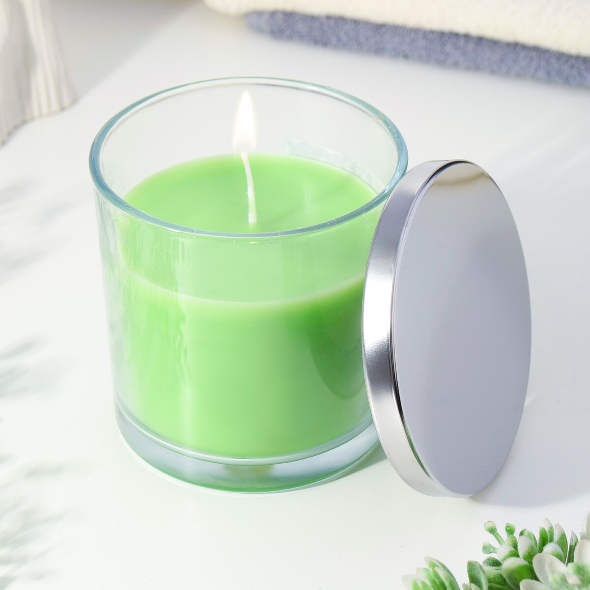Свеча ароматическая в стакане свеча в стакане ароматизированная зеленый мандарин 7х7 см 27 ч