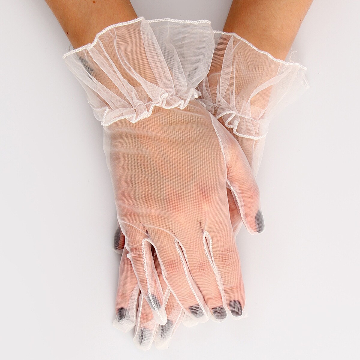 Карнавальный аксессуар - перчатки прозрачные с юбочкой, цвет белый карнавальный аксессуар перчатки с бахромой белый