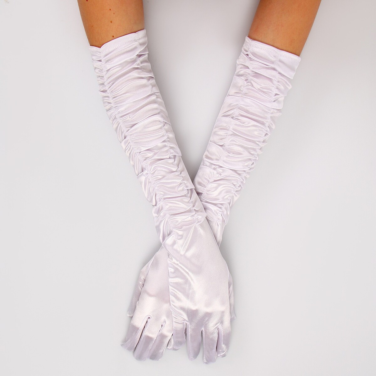 Карнавальный аксессуар - перчатки со сборкой, цвет белый карнавальный костюм royal felle эльза белый 140