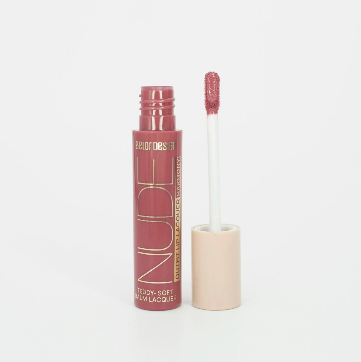 

Блеск для губ лаковый nude harmony outfit lip тон 26 berry date